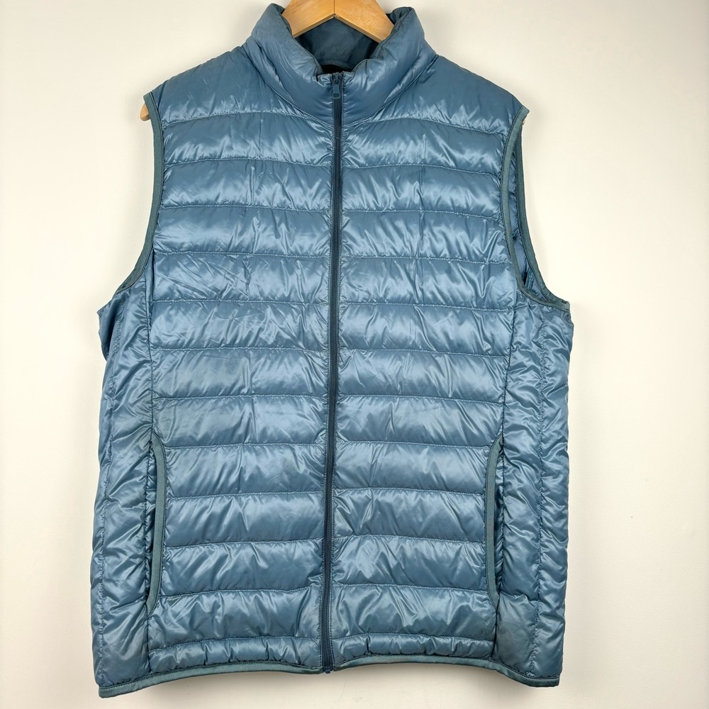 Uniqlo Lightweight Down Puffer Vest Men’s Large Blue